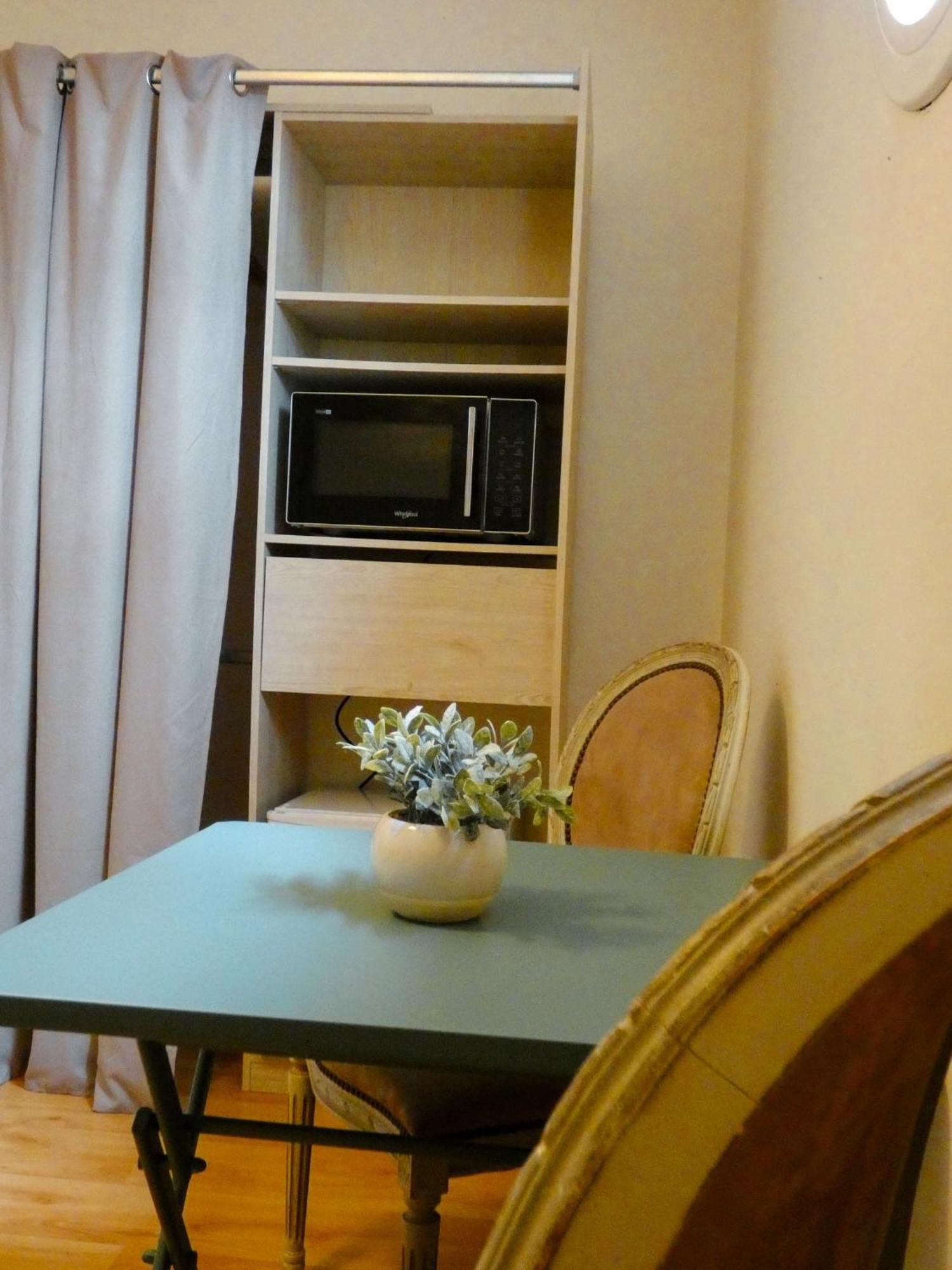 Chambre D'Hote L'Oree Des Buis Vouille  Ngoại thất bức ảnh